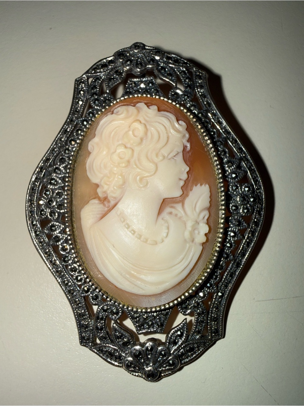 Vintage-Inspired Cream Cameo Brooch with Sterling Silver Filigree